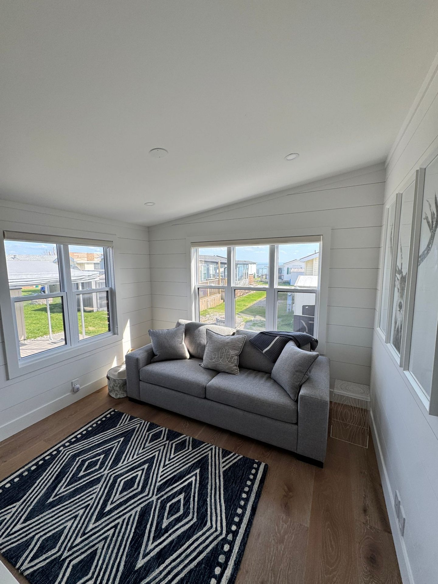 Den with pullout sofa and panoramic windows